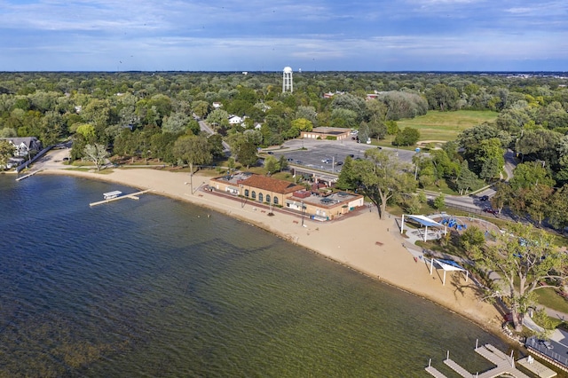 688 Regent Dr, Crystal Lake, IL 60014 - view of property location with a large body of water