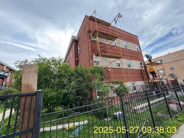 6415 N Damen Ave Unit 2W, Chicago, IL 60645 - photo 1