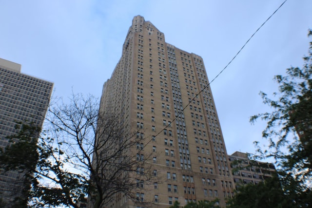 5000 S E End Ave Unit 24A, Chicago, IL 60615 - view of building exterior
