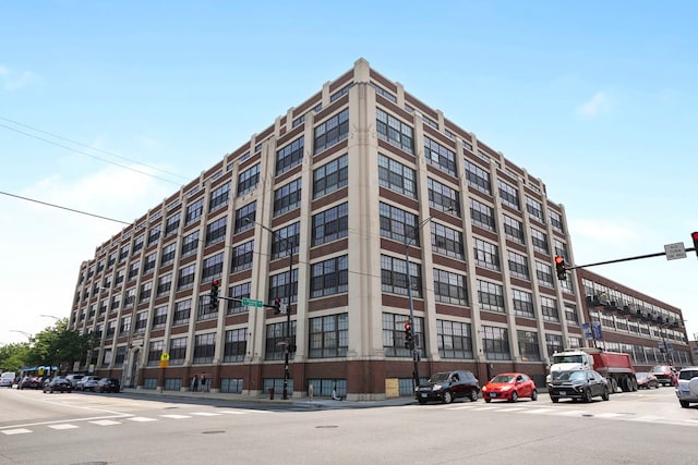 3963 W Belmont Ave Unit 422, Chicago, IL 60618 - view of building exterior