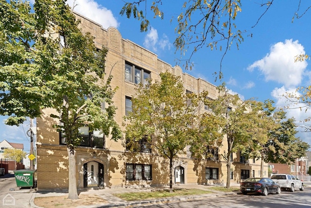 3608 W Dickens Ave Unit 1W, Chicago, IL 60647 - view of building exterior