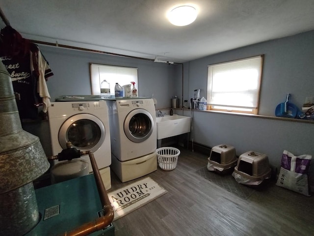 205 Beacon Dr, Belvidere, IL 61008 - laundry area with independent washer and dryer and wood finished floors