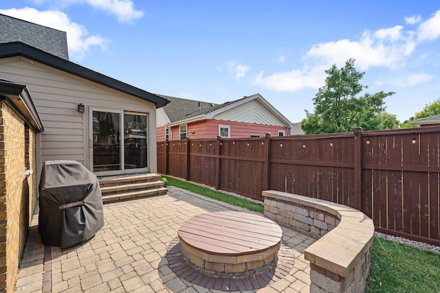 592 E 13th St, Lockport, IL 60441 - view of patio featuring entry steps and area for grilling