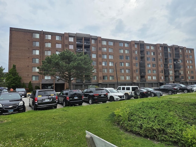 500 Park Ave Unit 329, Calumet City, IL 60409 - view of apartment building / complex with uncovered parking