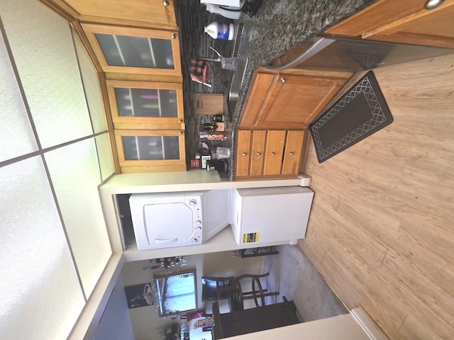 500 Park Ave Unit 329, Calumet City, IL 60409 - kitchen featuring glass insert cabinets