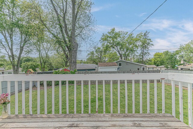1006 Tacoma St, Carpentersville, IL 60110 - view of yard featuring a deck