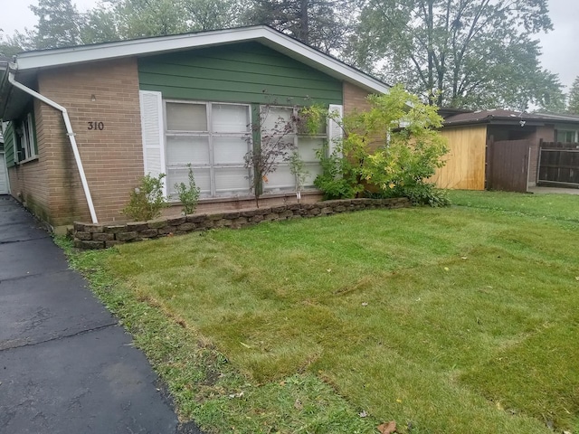 310 New Salem St, Park Forest, IL 60466 - view of side of property featuring brick siding