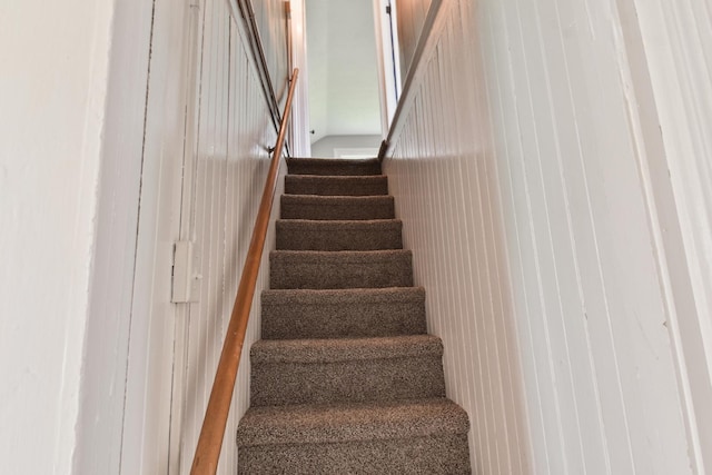 417 E Vermillion St, Odell, IL 60460 - view of staircase