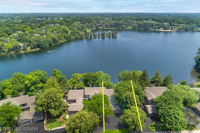 333 N Shoreline Rd Unit 320, Lake Barrington, IL 60010 - photo 2