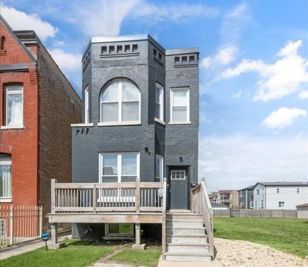 4248 S Saint Lawrence Ave, Chicago, IL 60653 - photo 1