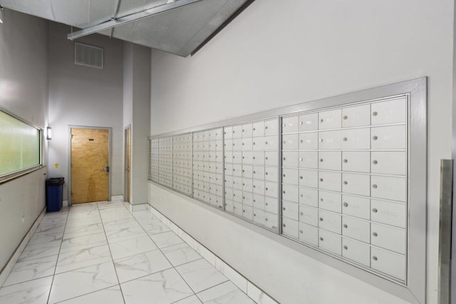 1645 W Ogden Ave Unit 516, Chicago, IL 60612 - view of home's community featuring mail area