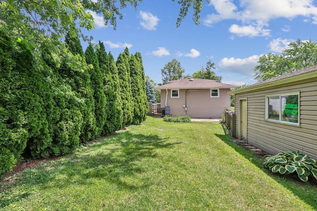 N074 Nepil Ave, Wheaton, IL 60187 - view of grassy yard