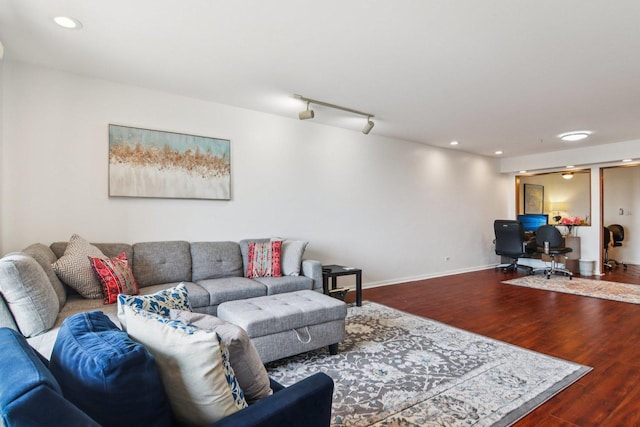 9346 Landings Ln Unit 506, Des Plaines, IL 60016 - living area with wood finished floors, baseboards, and recessed lighting