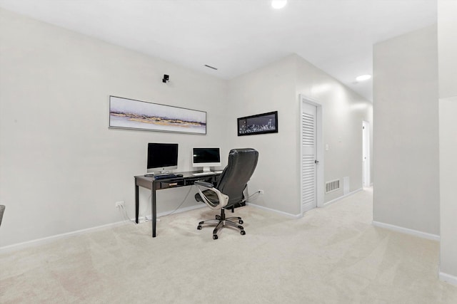 3353 N Kenmore Ave Unit 1, Chicago, IL 60657 - carpeted home office featuring baseboards and recessed lighting