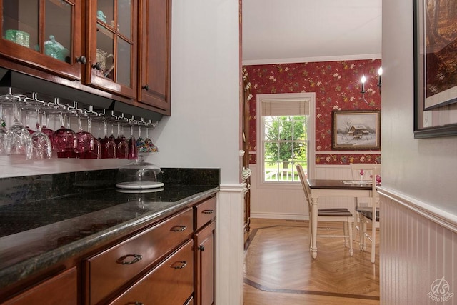 141 Mary Hamsmith Ct, Sycamore, IL 60178 - bar area with wallpapered walls, wainscoting, and ornamental molding