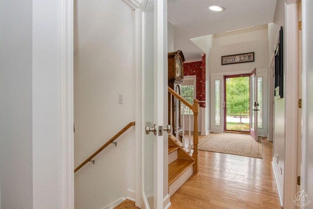 141 Mary Hamsmith Ct, Sycamore, IL 60178 - entrance foyer featuring baseboards, light wood-style floors, and recessed lighting