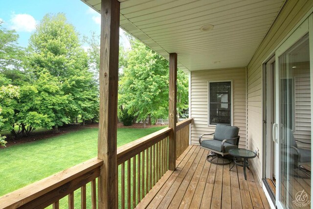 141 Mary Hamsmith Ct, Sycamore, IL 60178 - deck with a yard