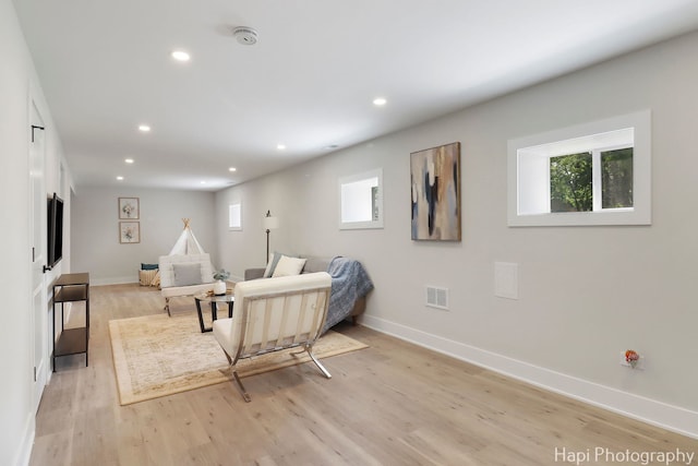 539 S Plum Grove Rd, Palatine, IL 60067 - living room with recessed lighting, light wood-type flooring, and baseboards