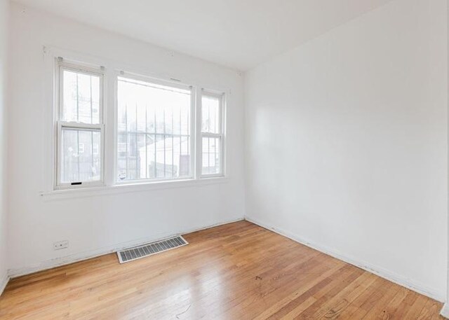 10908 S Eberhart Ave, Chicago, IL 60628 - photo 13