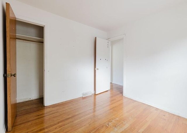10908 S Eberhart Ave, Chicago, IL 60628 - photo 16