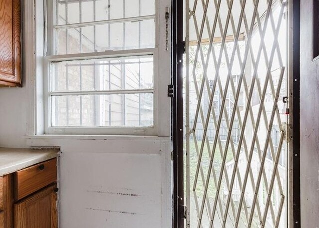 10908 S Eberhart Ave, Chicago, IL 60628 - photo 21