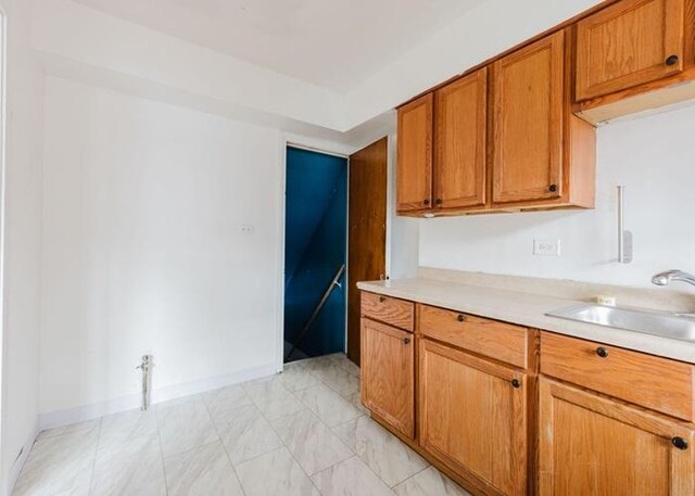 10908 S Eberhart Ave, Chicago, IL 60628 - photo 6