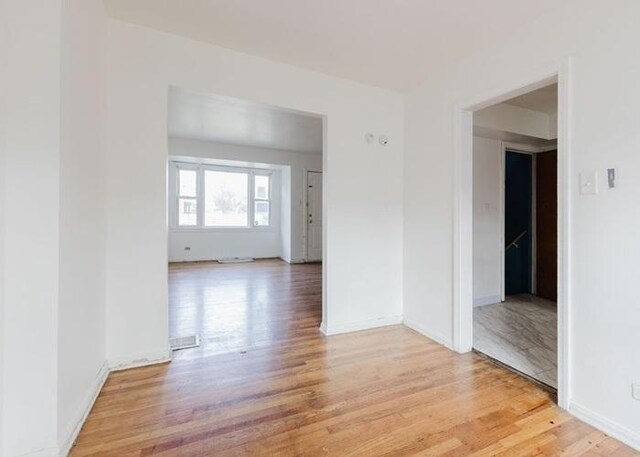 10908 S Eberhart Ave, Chicago, IL 60628 - photo 9