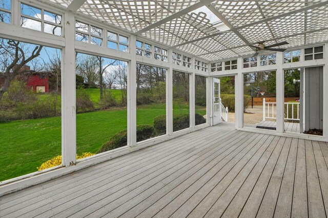 21956 N Hickory Hill Dr, Kildeer, IL 60047 - unfurnished sunroom featuring ceiling fan