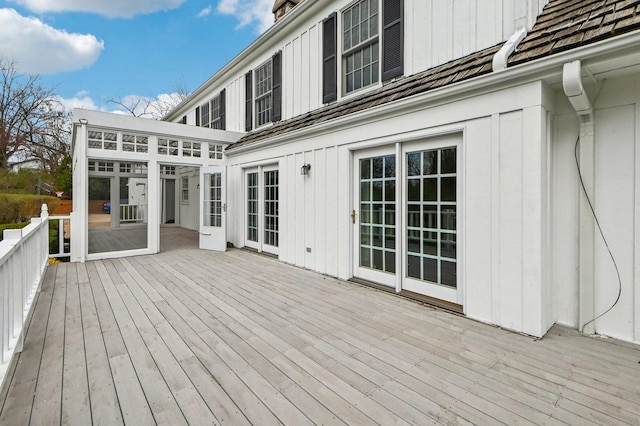 21956 N Hickory Hill Dr, Kildeer, IL 60047 - wooden deck with a sunroom