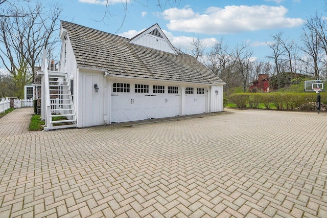 21956 N Hickory Hill Dr, Kildeer, IL 60047 - garage with driveway