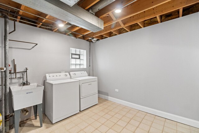 15240 Woodlawn Ave, Dolton, IL 60419 - empty room featuring wood finished floors and baseboards