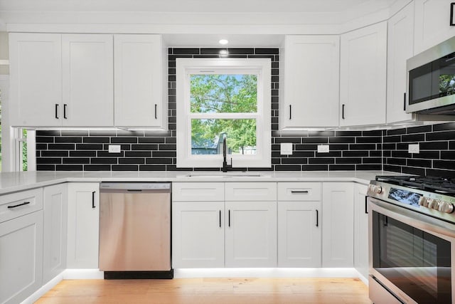 14814 Oakcreek Ct, Orland Park, IL 60467 - kitchen with appliances with stainless steel finishes and white cabinets