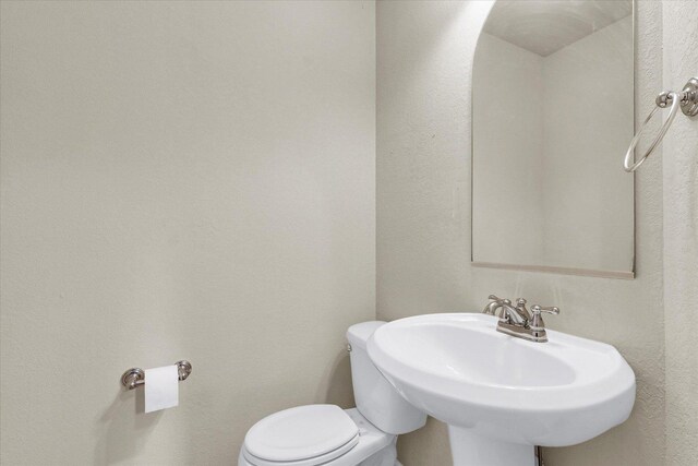 2303 Blanche Ln Unit B, Champaign, IL 61822 - bathroom with toilet and a sink