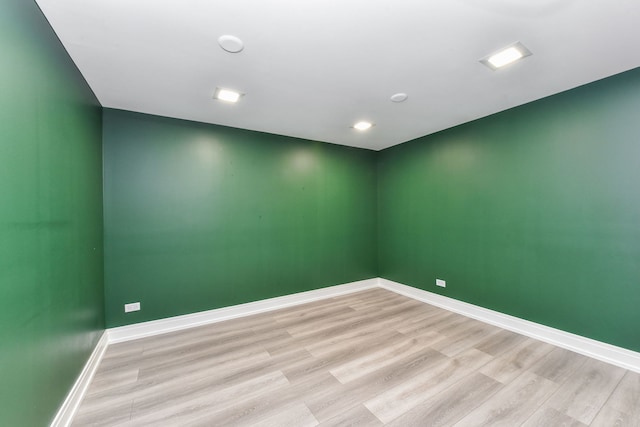 631 S Whispering Hills Dr, Naperville, IL 60540 - empty room with light wood-type flooring and baseboards
