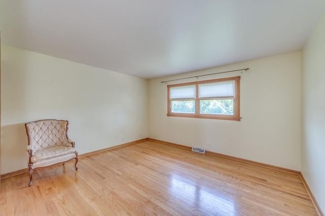 1825 W Sherry Ln, Addison, IL 60101 - unfurnished room with wood finished floors and baseboards