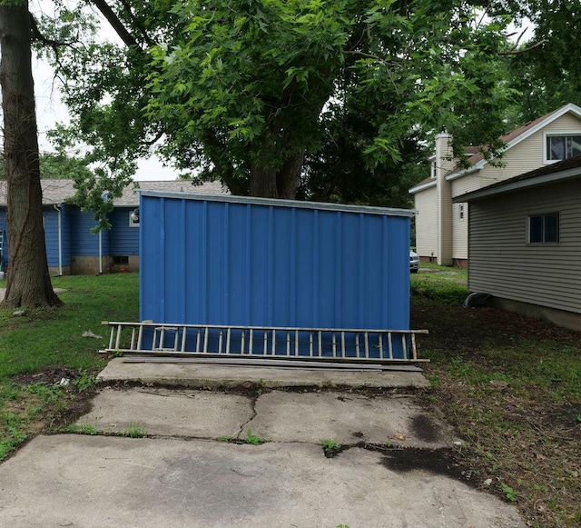 510 W Harrison St, Villa Grove, IL 61956 - view of yard