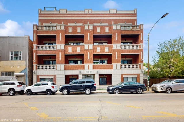 2540 W Diversey Ave Unit 404, Chicago, IL 60647 - view of building exterior