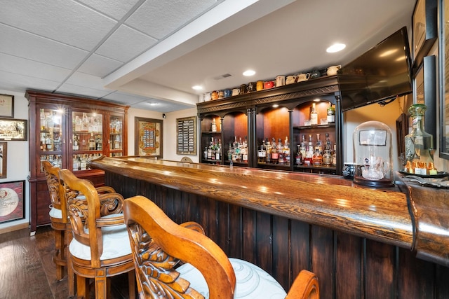 28 Lions Rd, Sandwich, IL 60548 - indoor bar with dark wood finished floors and recessed lighting