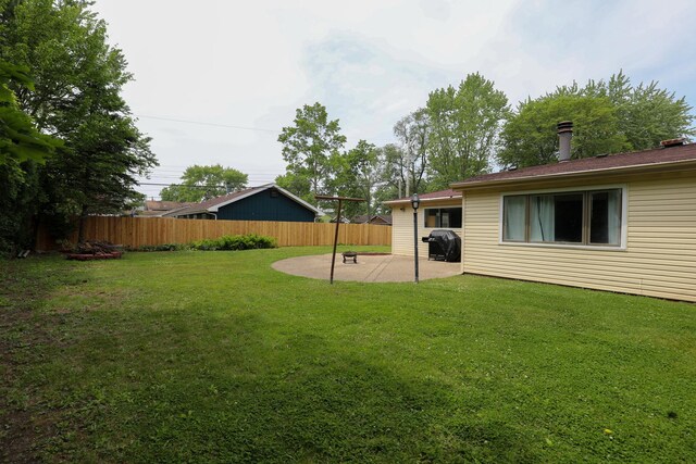 19421 W Hoag Ct, Mundelein, IL 60060 - view of yard with a patio area