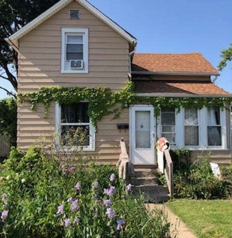 1416 Hamilton Ct, Waukegan, IL 60085 - bungalow-style house with entry steps