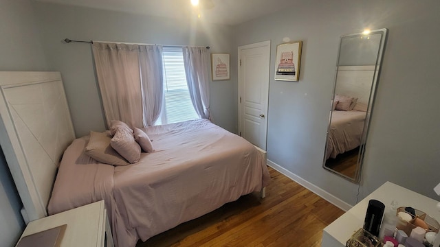 2676 N Julian Ter, River Grove, IL 60171 - bedroom featuring wood finished floors and baseboards