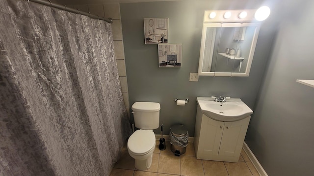 2676 N Julian Ter, River Grove, IL 60171 - bathroom featuring tile patterned floors, vanity, toilet, curtained shower, and baseboards
