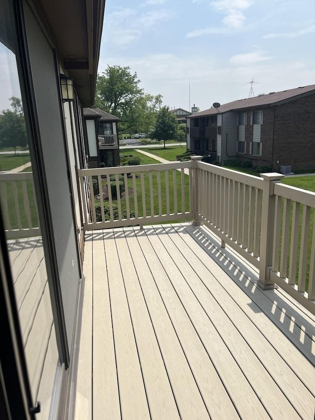 18040 Royal Oak Ct Unit 2, Tinley Park, IL 60477 - view of wooden deck