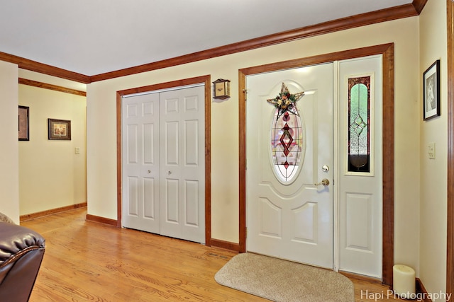 1415 Arabian Spur, Mchenry, IL 60051 - entrance foyer with light wood-style floors and crown molding