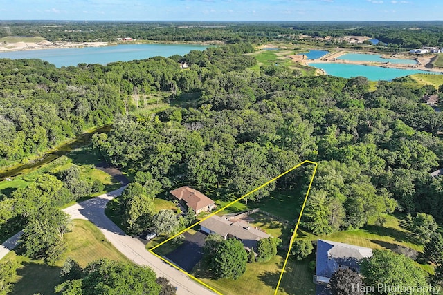 1415 Arabian Spur, Mchenry, IL 60051 - aerial overview of property's location with a large body of water and property parcel outlined