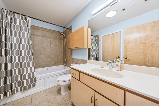 630 N Franklin St Unit 618, Chicago, IL 60654 - bathroom with tile patterned floors, vanity, and shower / tub combo
