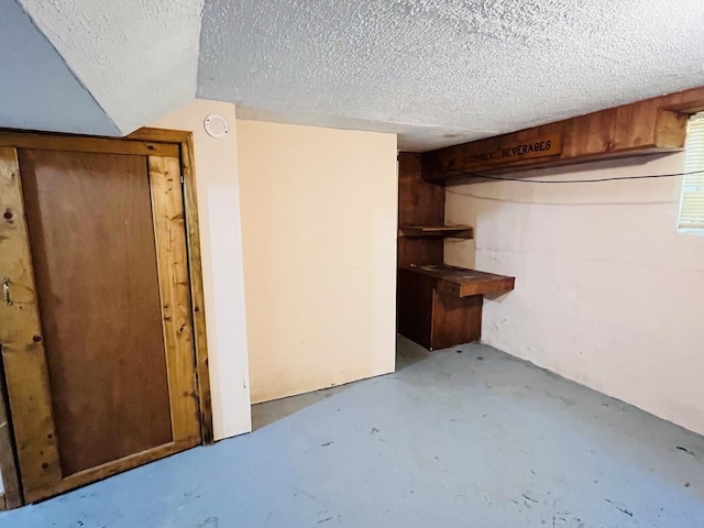 506 Scribner St, Joliet, IL 60432 - below grade area with a textured ceiling