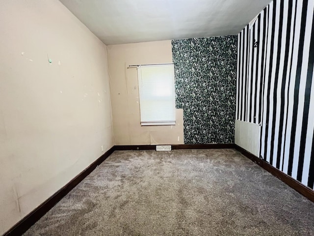 506 Scribner St, Joliet, IL 60432 - empty room with carpet floors and baseboards