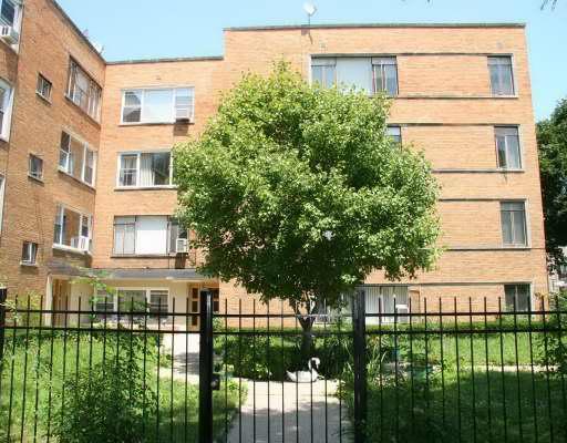 2834 W Granville Ave Unit 2A, Chicago, IL 60659 - view of apartment building / complex