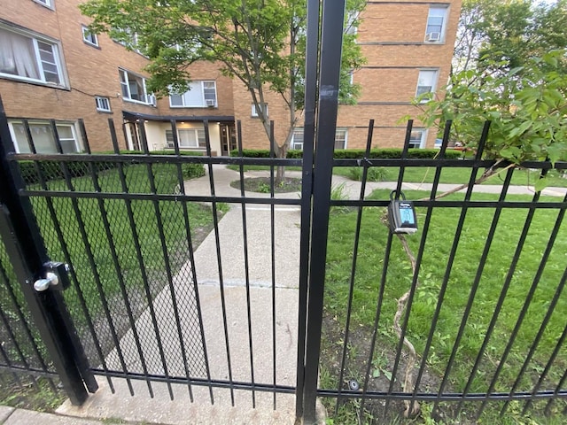 2834 W Granville Ave Unit 2A, Chicago, IL 60659 - view of gate